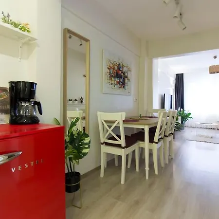 Apartamento Fully Renovated 2br Flat In Prime Location At Moda *