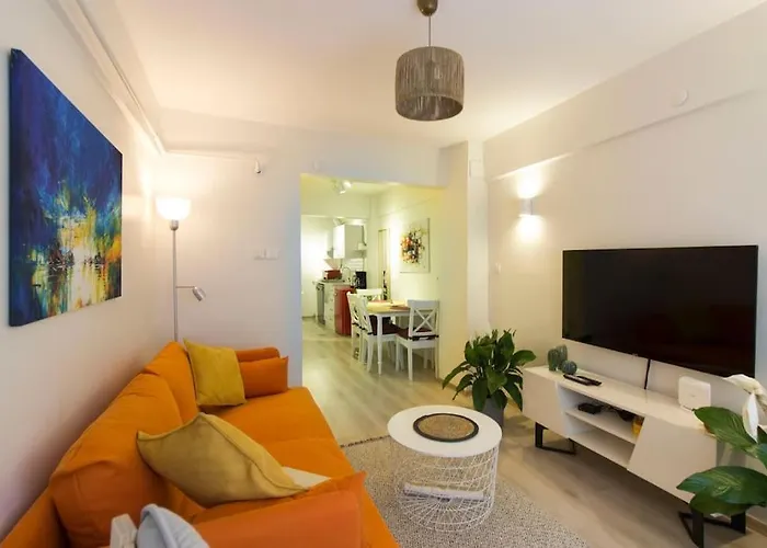 Fully Renovated 2br Flat In Prime Location At Moda *